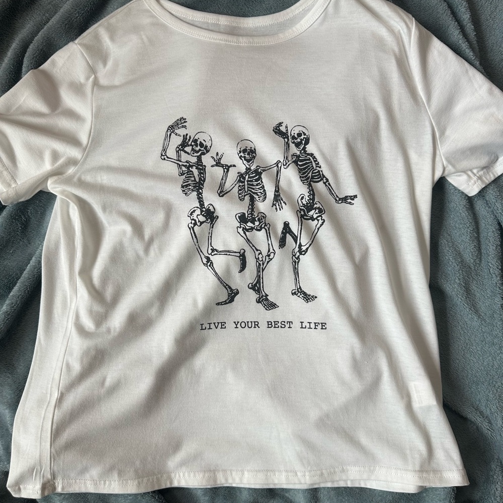 Graphic Skull Tee